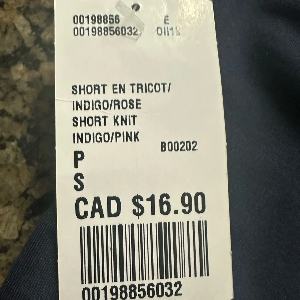 BNWT Forever 21 Shorts - Picture 5 of 5